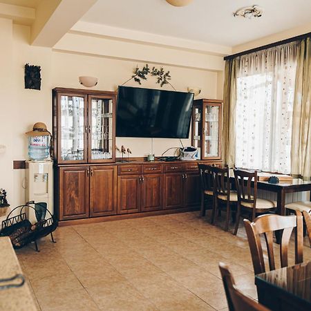 Vila Gardenia Gumoshtnik Экстерьер фото